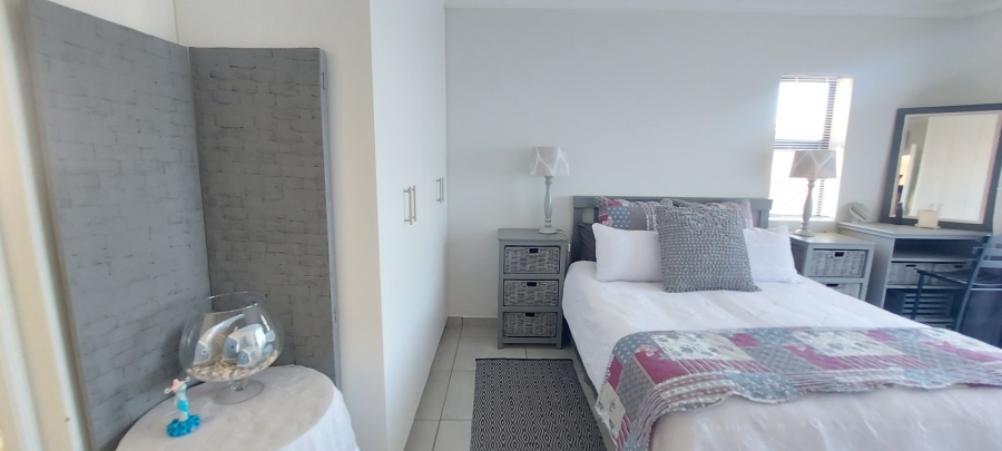 5 Bedroom Property for Sale in Dana Bay Western Cape